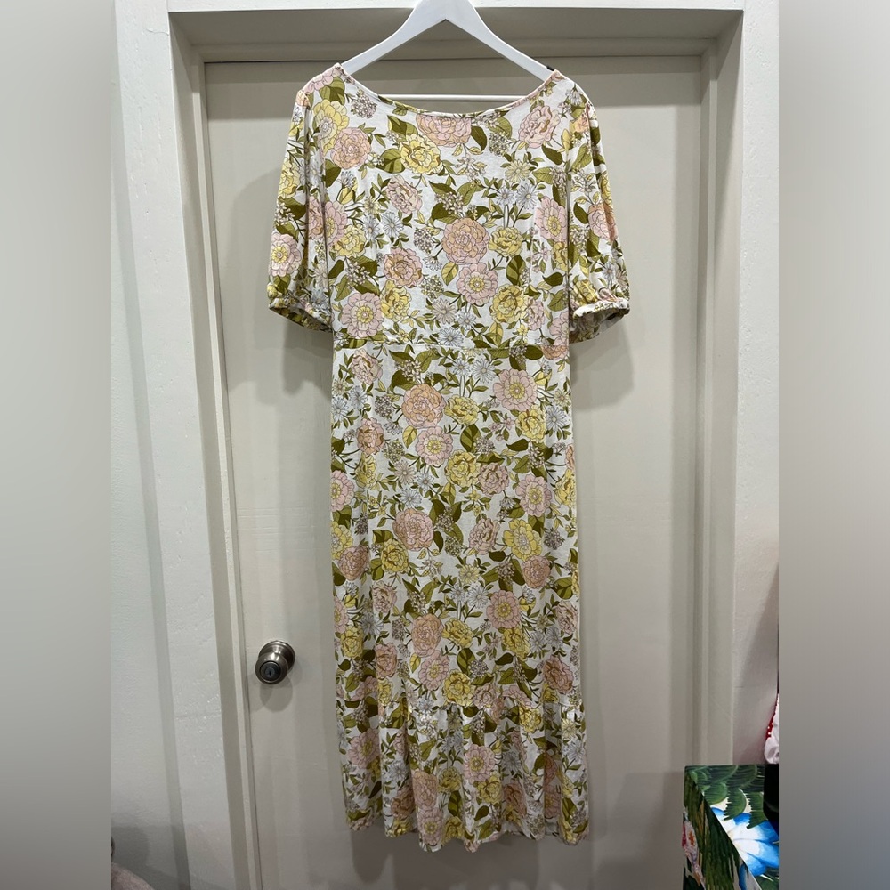 Who What Wear - Floral Midi Dress - Size XL